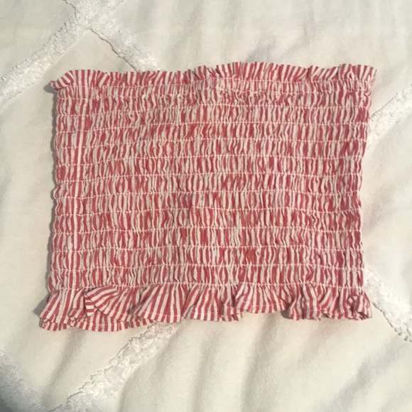 SMOCKED CROP TOP WITH TASSELS - Picture 3 of 5